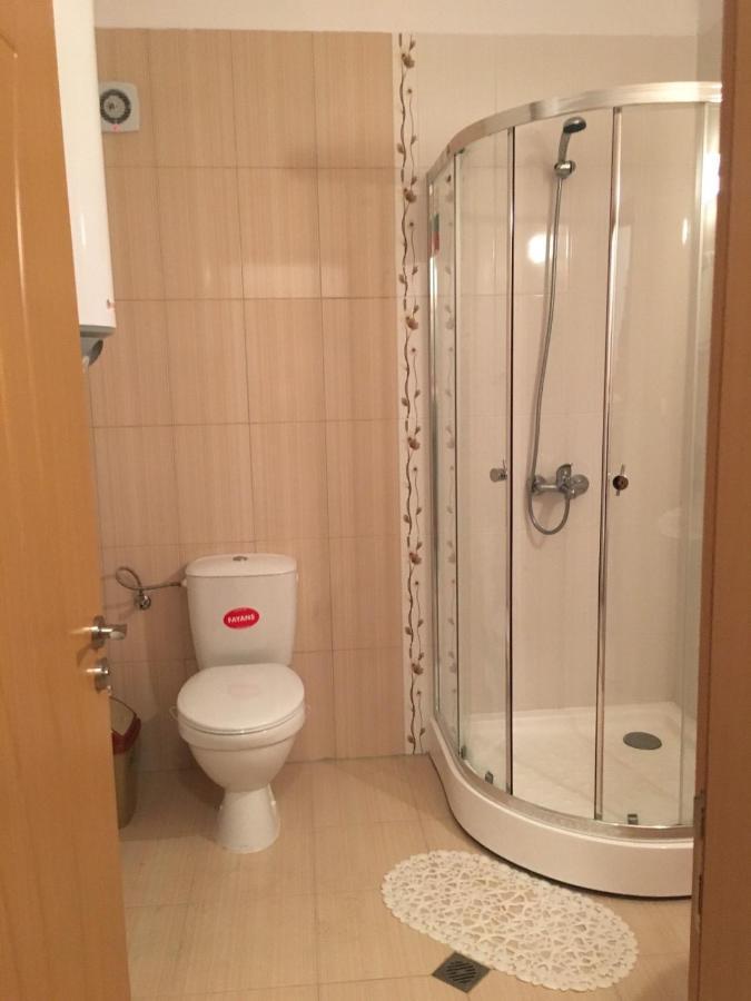 Villa Rossa Apartments Равда Экстерьер фото