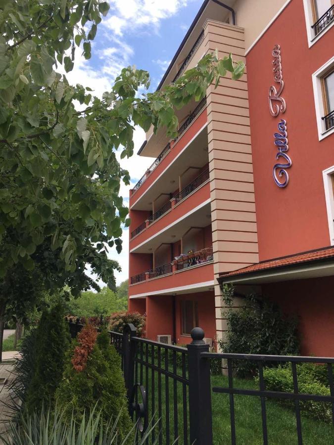 Villa Rossa Apartments Равда Экстерьер фото