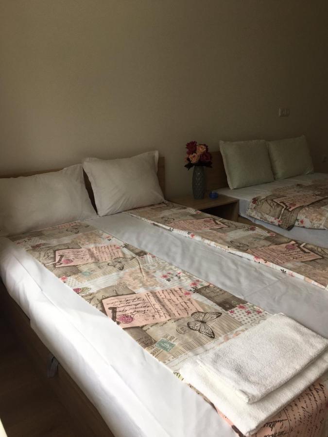 Villa Rossa Apartments Равда Экстерьер фото