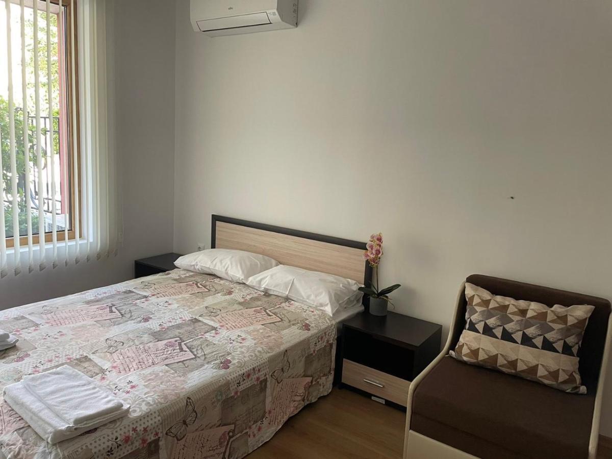 Villa Rossa Apartments Равда Экстерьер фото